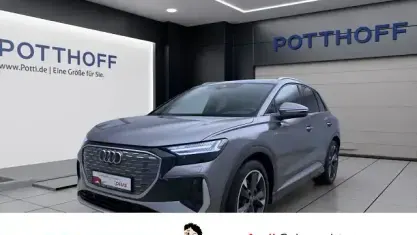 Gebraucht Audi Q4 e-tron S-Line 210 kW (286 PS) 2023 Taifungrau metallic SUV