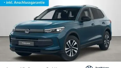 Gebraucht VW Tiguan 131 PS (96 kW) 2025 Blau SUV