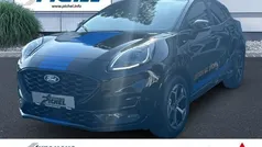 Schwarz(metallic) Neu 2025 Ford Puma ST-Line SUV | 27.960 € (Fairer Preis)