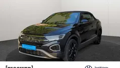 Schwarz Gebraucht 2024 VW T-Roc Cabriolet Style Cabrio | 33.440 € (Fairer Preis)