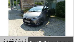 Gebraucht 2017 Toyota Yaris Hybrid Style Limousine | 13.590 € (Fairer Preis)