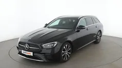 Schwarz Gebraucht 2020 Mercedes E220 AMG line Kombi | 33.250 € (Fairer Preis)