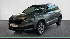 Graphitegrau metallic Gebraucht 2023 Skoda Karoq Tour SUV | 31.950 € (Fairer Preis)