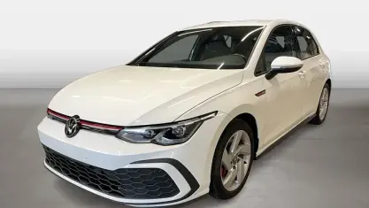 Gebraucht VW Golf VIII GTI 245 PS (180 kW) 2024 Pure white Limousine
