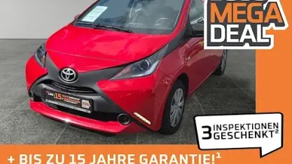 Gebraucht Toyota Aygo 69 PS (50 kW) 2015 Vulcanorot Kleinwagen