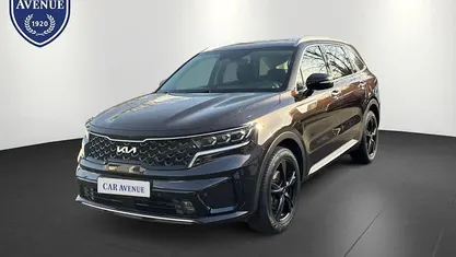 Braun Gebraucht 2022 Kia Sorento Vision SUV | 35.990 € (Fairer Preis)
