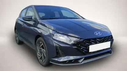Neu Hyundai i20 Select 90 PS (66 kW) 2026 Grau Kleinwagen