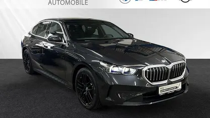 Usata BMW 530e Comfort Edition 299 CV (219 kW) 2024 Grigio Berlina