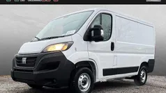 Weiß Gebraucht 2024 Fiat Ducato Van | 28.180 € (Guter Preis)
