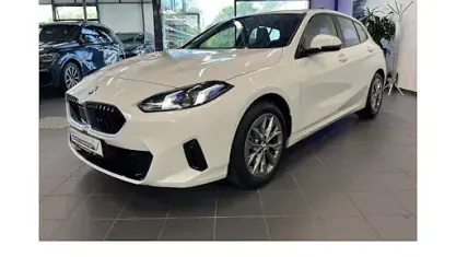 Gebraucht BMW 120 Sport Line 170 PS (125 kW) 2025 Weiß Kleinwagen