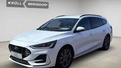 Gebraucht Ford Focus ST-Line 125 PS (91 kW) 2023 Weiß Kombi
