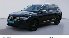 Deep black perleffekt Gebraucht 2024 VW Tiguan Allspace Move SUV | 39.980 € (Fairer Preis)