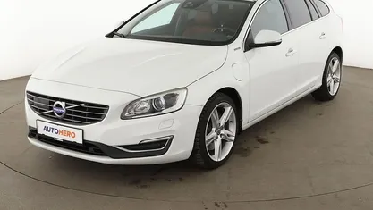 Gebraucht Volvo V60 Summum 288 PS (211 kW) 2016 Weiß Kombi