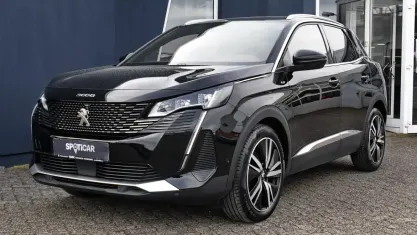 Second-hand Peugeot 3008 GT 131 CP (96 kW) 2023 Negru SUV