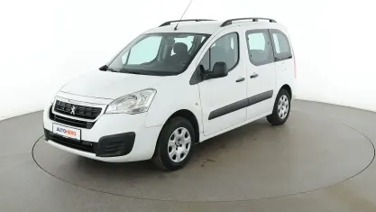 Gebraucht Peugeot Partner Active 98 PS (72 kW) 2018 Weiß Van / Kleinbus