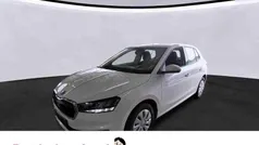 Weiß Gebraucht 2022 Skoda Fabia Active Limousine | 12.977 € (Fairer Preis)