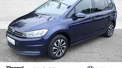 Atlantik blue metallic Gebraucht 2023 VW Touran Active Van / Kleinbus | 30.590 € (Fairer Preis)