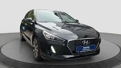 Schwarz Gebraucht 2017 Hyundai i30 Premium Limousine | 12.900 € (Fairer Preis)