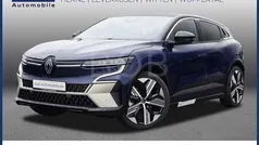 Gebraucht 2025 Renault Mégane Iconic Limousine | 38.888 € (Fairer Preis)