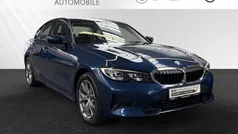 Phytonic blau metallic Gebraucht 2022 BMW 320 Sport Line Limousine | 29.888 € (Guter Preis)