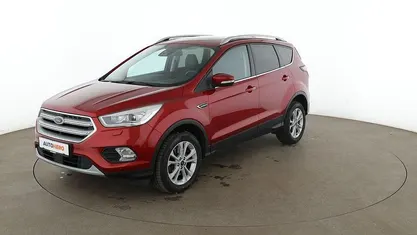Gebraucht Ford Kuga Titanium 180 PS (132 kW) 2019 Rot SUV