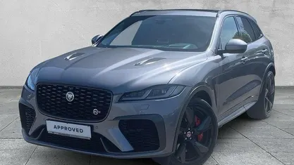 Begagnad Jaguar F-Pace SVR 558 HK (410 kW) 2022 Grå SUV