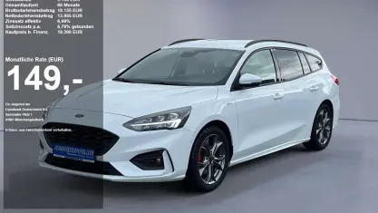 Gebraucht Ford Focus ST-Line 155 PS (114 kW) 2022 Frostweiß (uni) Kombi