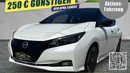 Gebraucht Nissan Leaf N-Connecta 110 kW (150 PS) 2023 Pearl white/black Kleinwagen