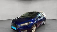 Blau Gebraucht 2015 Ford Focus Titanium Limousine | 9.890 €
