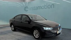 Schwarz Gebraucht 2022 VW Passat Basis Limousine | 23.597 € (Fairer Preis)