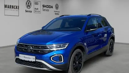 Usata VW T-Roc Style 150 CV (110 kW) 2024 Blu SUV