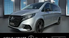 Hightechsilber Gebraucht 2024 Mercedes V300 Avantgarde Van / Kleinbus | 79.880 €