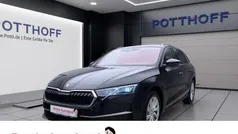 Schwarz Gebraucht 2024 Skoda Octavia Selection Kombi | 32.777 € (Fairer Preis)