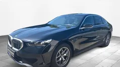 Gebraucht 2024 BMW 520 Comfort Edition Limousine | 48.450 € (Guter Preis)