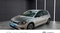 Silber Gebraucht 2019 VW Golf VII IQ Drive Limousine | 16.995 € (Fairer Preis)