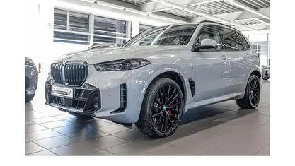 Gebraucht BMW X5 M Sport 298 PS (219 kW) 2025 SUV