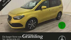 Limonitgelb Gebraucht 2023 Mercedes T180 Style Van / Kleinbus | 28.399 € (Fairer Preis)