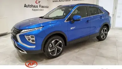 Gebraucht Mitsubishi Eclipse Cross Plus 188 PS (138 kW) 2022 Blau SUV
