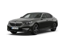Grau Gebraucht 2024 BMW 520 M Sport Limousine | 59.800 € (Fairer Preis)