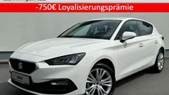 Weiss Gebraucht 2024 Seat Leon ST Style Kombi | 24.590 € (Fairer Preis)