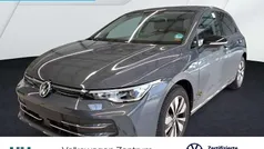Delfingrau metallic Gebraucht 2025 VW Golf VIII Goal Limousine | 30.980 € (Guter Preis)