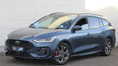 Chromablau metallic Gebraucht 2023 Ford Focus ST-Line X Kombi | 26.935 € (Fairer Preis)