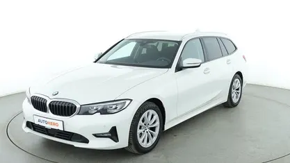 Weiß Gebraucht 2021 BMW 318 Advantage Kombi | 20.480 € (Fairer Preis)