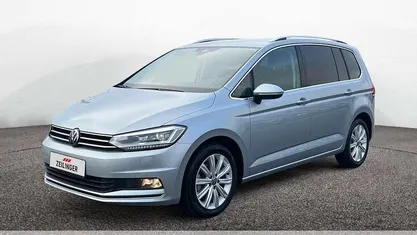 Oyster silver Gebraucht 2025 VW Touran Highline Van / Kleinbus | 33.745 € (Fairer Preis)