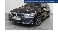 Schwarz Gebraucht 2022 BMW 320 Sport Line Kombi | 26.480 € (Fairer Preis)