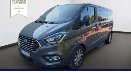 Gebraucht Ford Tourneo Custom Titanium 170 PS (125 kW) 2018 Magnetic grau Van