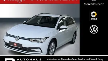 Gebraucht VW Golf VIII Life 116 PS (85 kW) 2022 Pure white Kombi