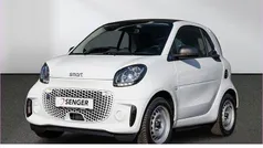 Bodypanels in white Gebraucht 2022 Smart ForTwo Electric Drive Coupé | 10.450 € (Fairer Preis)