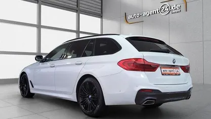 Gebraucht BMW 540 M Sport 320 PS (235 kW) 2019 Alpinweiss iii Kombi