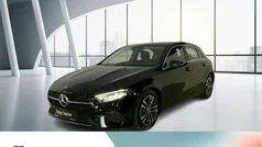 Lack kosmosschwarz Gebraucht 2024 Mercedes A180 Progressive Limousine | 26.280 € (Guter Preis)